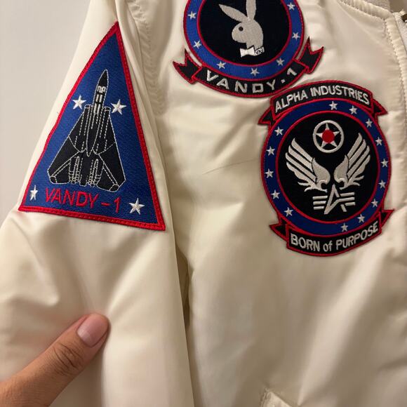 Rare Alpha Industries x Playboy Vandy 1 MA-1 Flight Jacket Patch White Mens XS - Picture 4 of 9